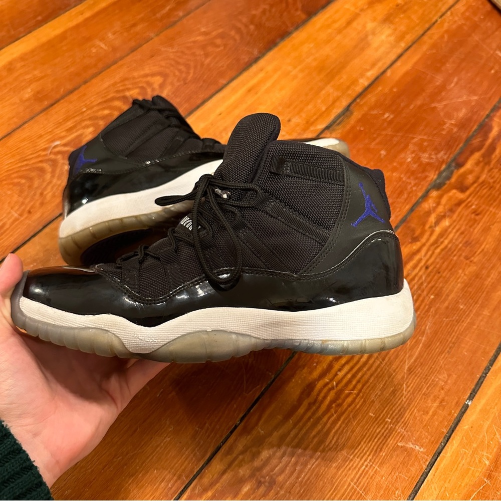 Jordan 11 black and blue